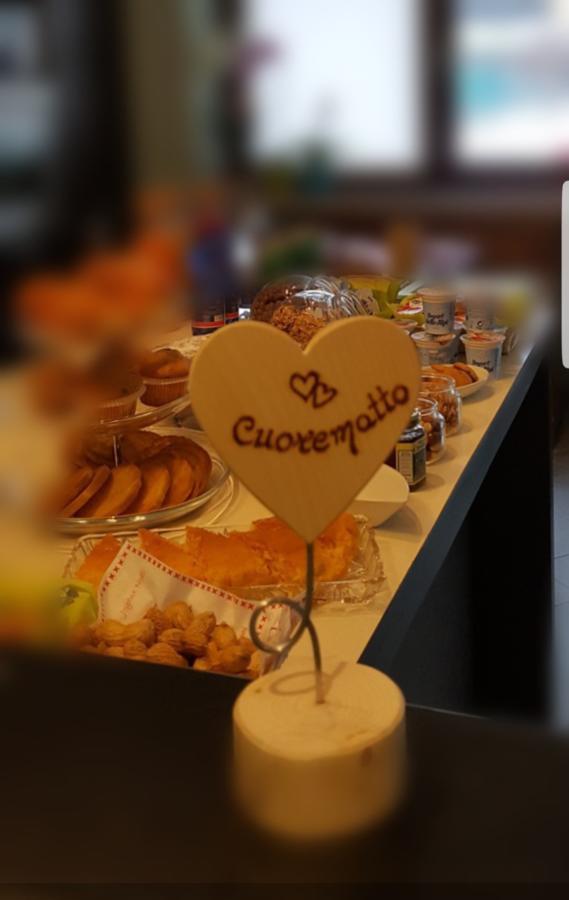 Poggiridenti Cuorematto المظهر الخارجي الصورة